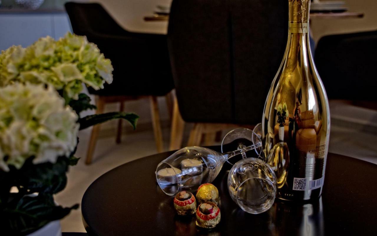 Apartman Nia Задар Екстер'єр фото