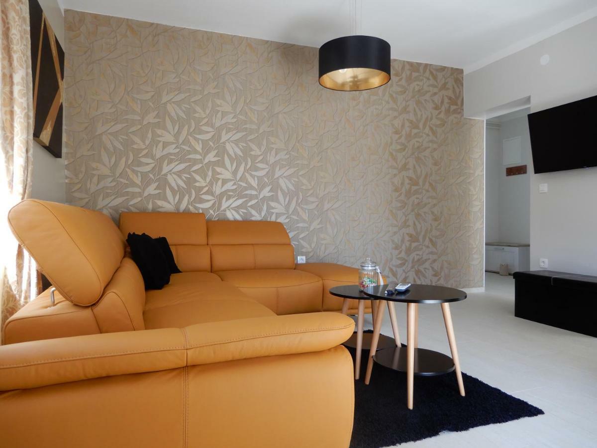 Apartman Nia Задар Екстер'єр фото
