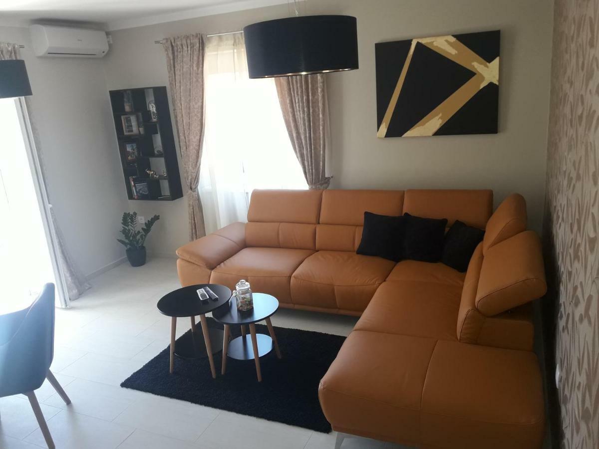 Apartman Nia Задар Екстер'єр фото